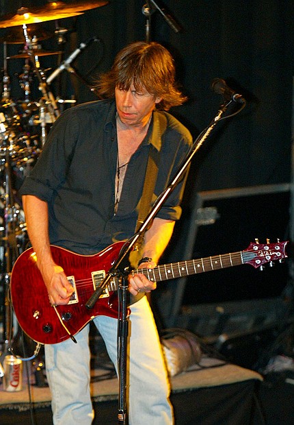 pat travers 176_std.jpg