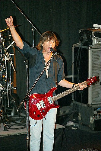 pat travers 164_std.jpg