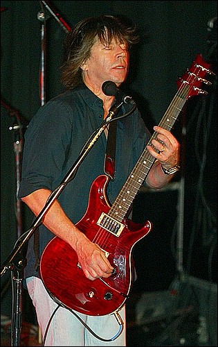 pat travers 196_std.jpg