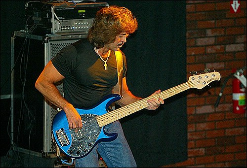pat travers 251_std.jpg