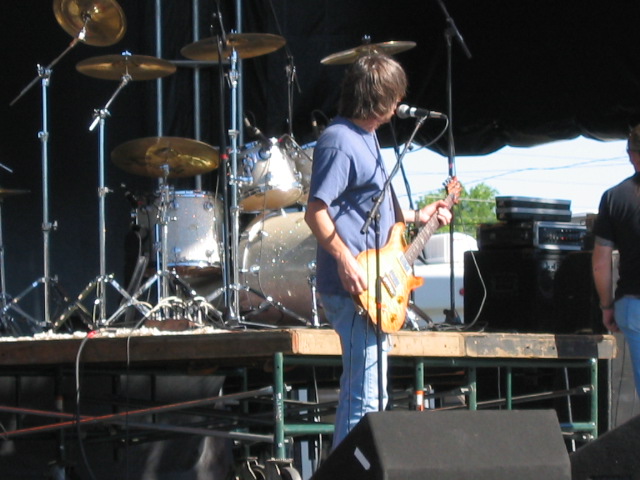 Pat Travers 4-3-05 039.jpg