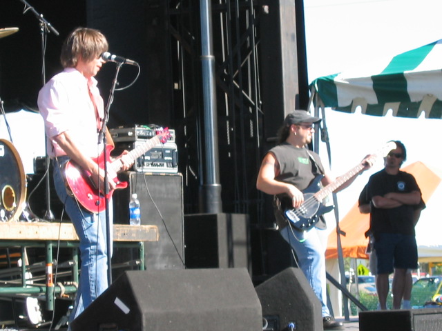 Pat Travers 4-3-05 045.jpg
