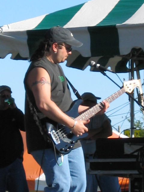 Pat Travers 4-3-05 058.jpg