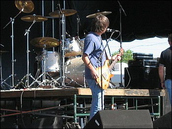 Pat Travers 4-3-05 039.jpg
