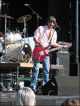 Pat Travers 4-3-05 043.jpg