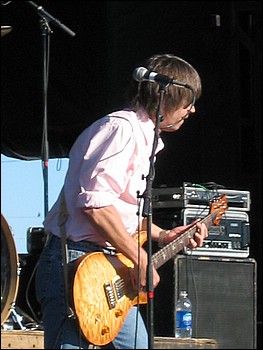 Pat Travers 4-3-05 071.jpg