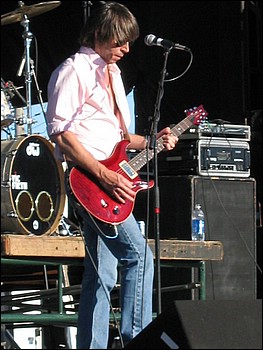 Pat Travers 4-3-05 085.jpg