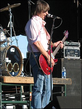 Pat Travers 4-3-05 088.jpg